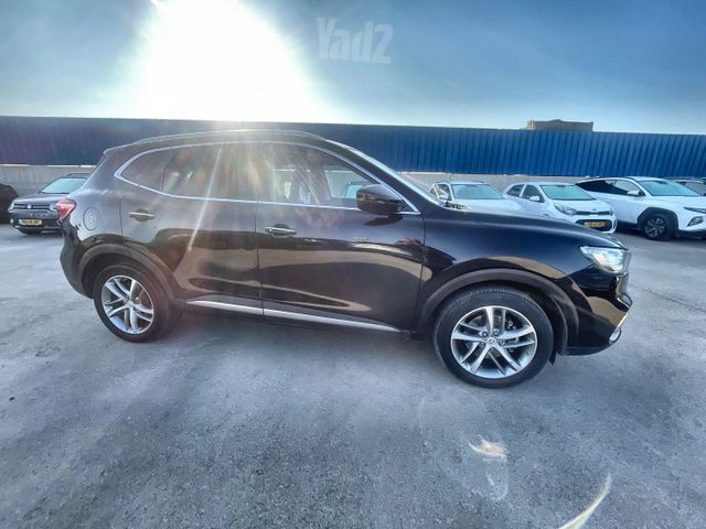 אם ג'י EHS PHEV