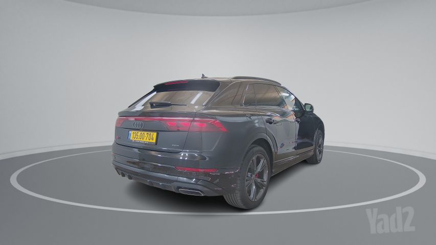 אאודי Q8