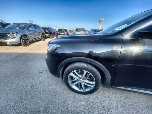 אם ג'י EHS PHEV