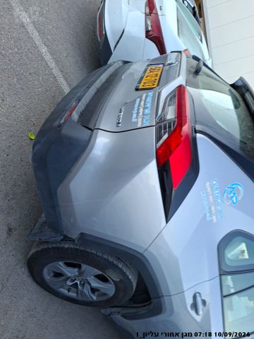 טויוטה RAV4