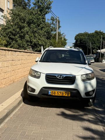 יונדאי סנטה פה