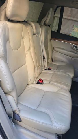 וולוו XC90
