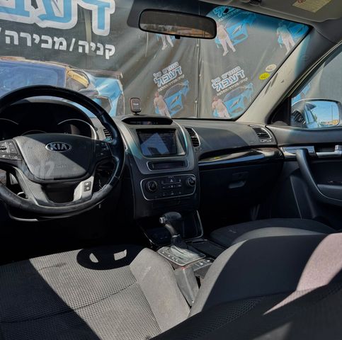 קיה סורנטו
