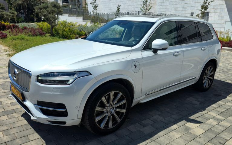 מודעת רכב וולוו XC90