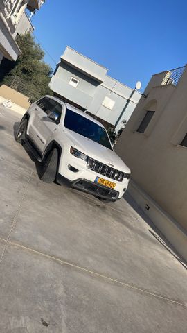 ג'יפ גרנד צ'ירוקי