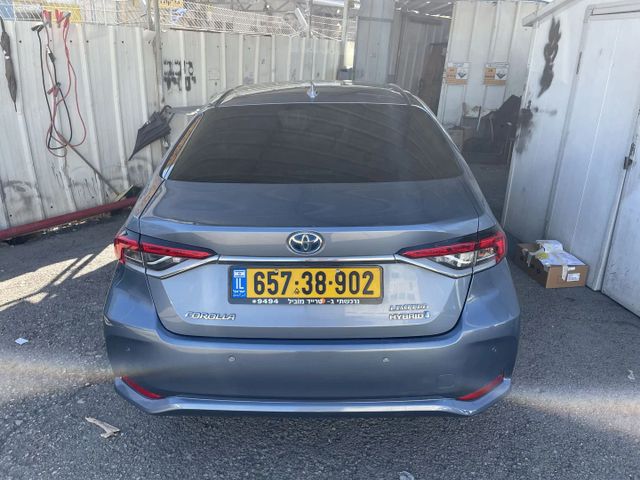 טויוטה קורולה