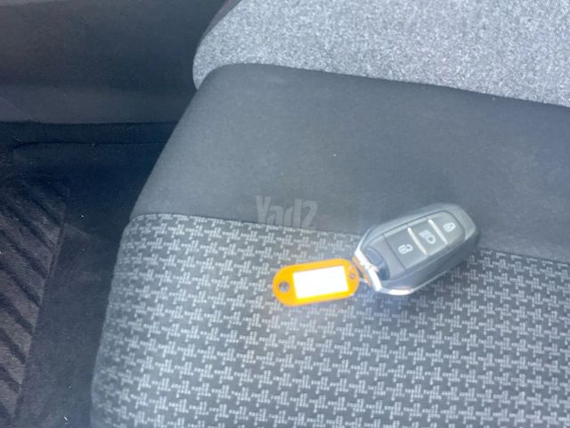 פיג'ו 3008