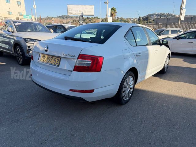 סקודה אוקטביה