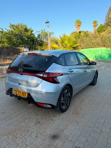 מודעת רכב יונדאי i20 2
