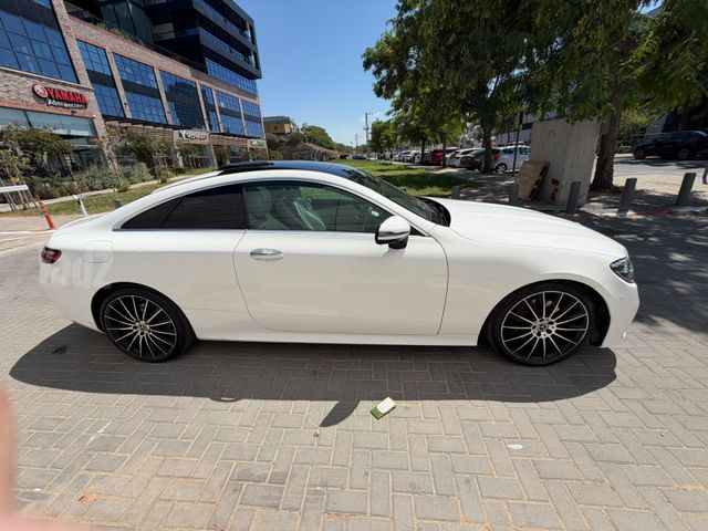 מודעת רכב מרצדס-בנץ E-class