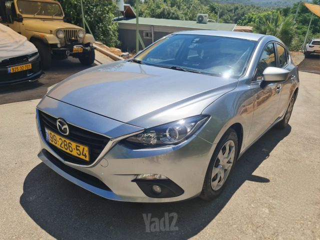 מאזדה 3