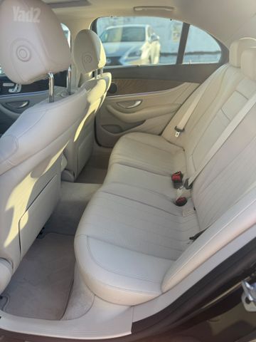 מרצדס-בנץ E-class