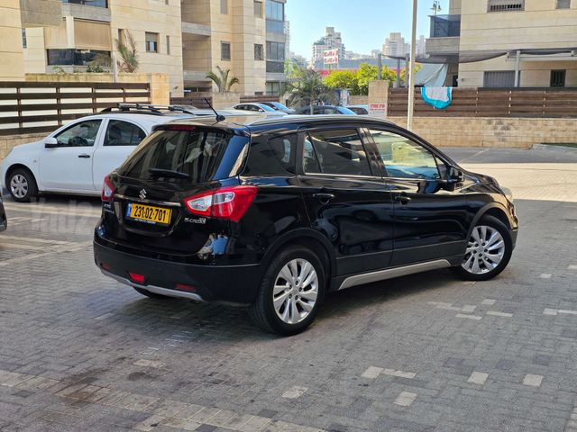 סוזוקי קרוסאובר