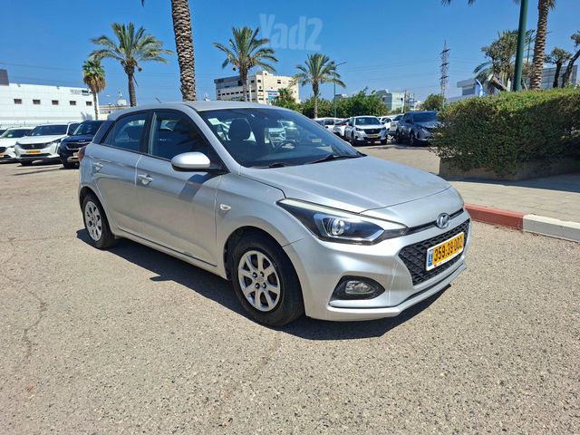 יונדאי i20
