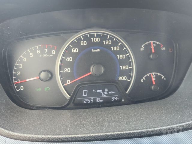 יונדאי i10