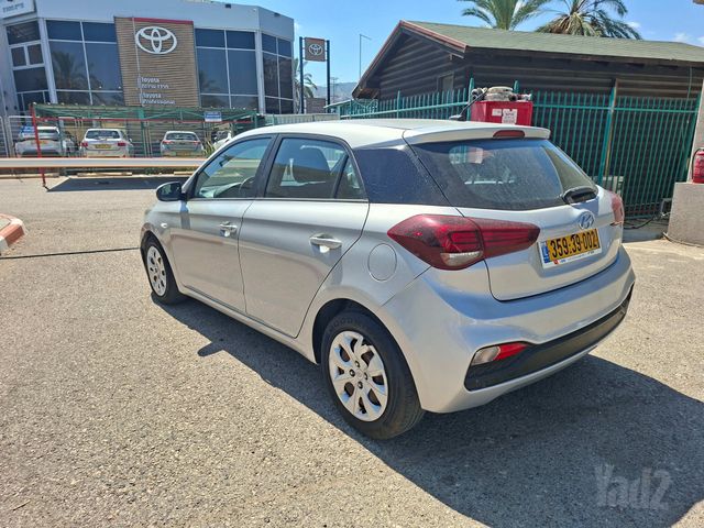 יונדאי i20