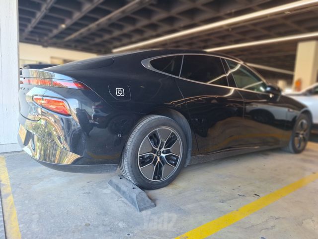 אקספנג P7