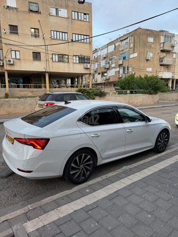 סקודה אוקטביה