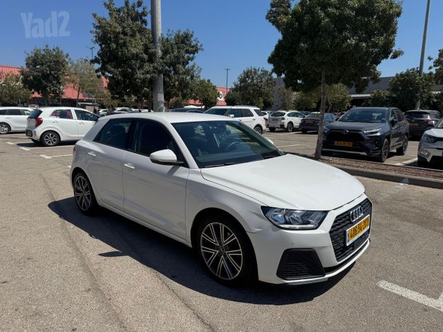 אאודי A1
