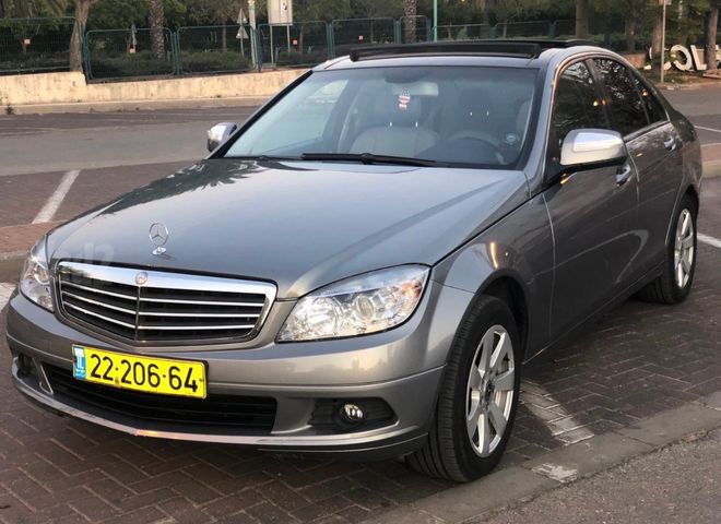 מודעת רכב מרצדס-בנץ C-class