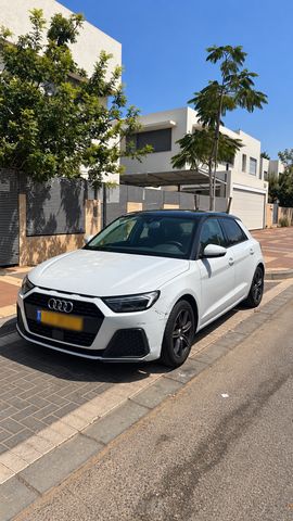 מודעת רכב אאודי A1