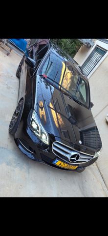 מודעת רכב מרצדס-בנץ E-class