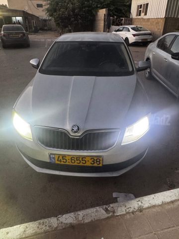 סקודה אוקטביה