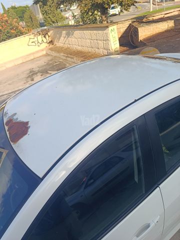 מודעת רכב מאזדה 3