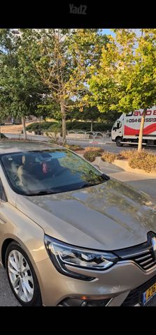רנו מגאן