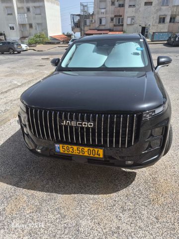 ג'אקו J7