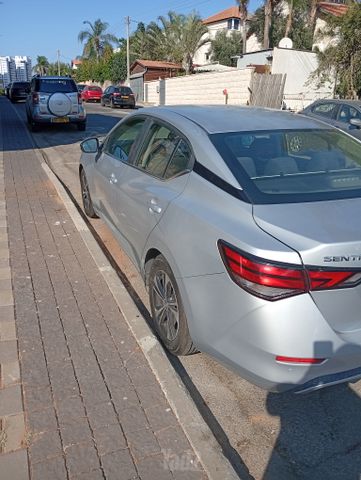 ניסאן סנטרה