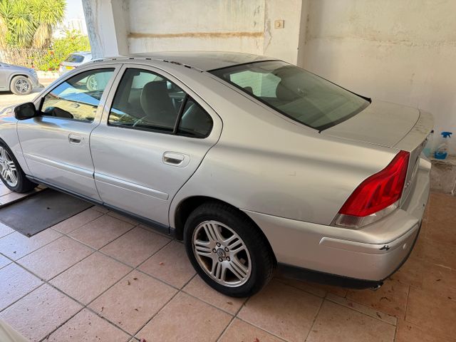 וולוו S60