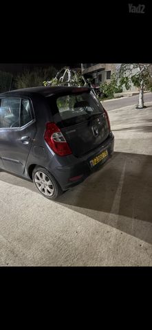 יונדאי i10