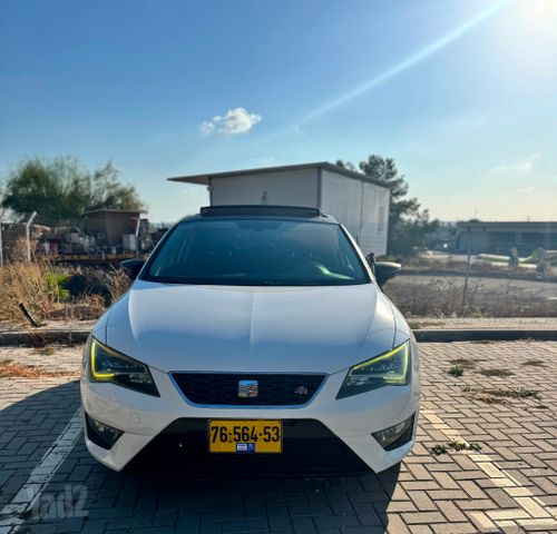 מודעת רכב סיאט לאון