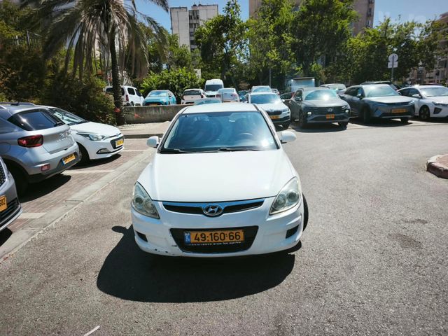 יונדאי i30