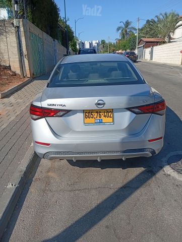 ניסאן סנטרה