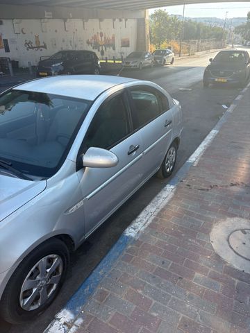 יונדאי אקסנט i25