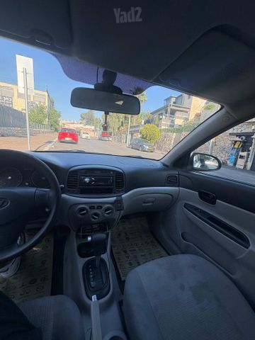 יונדאי אקסנט i25