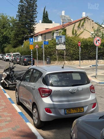 יונדאי i10
