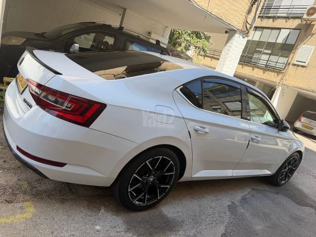סקודה סופרב