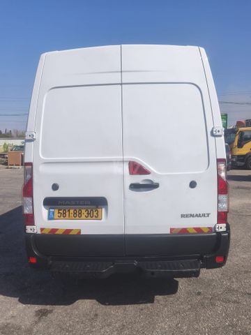 רנו מאסטר