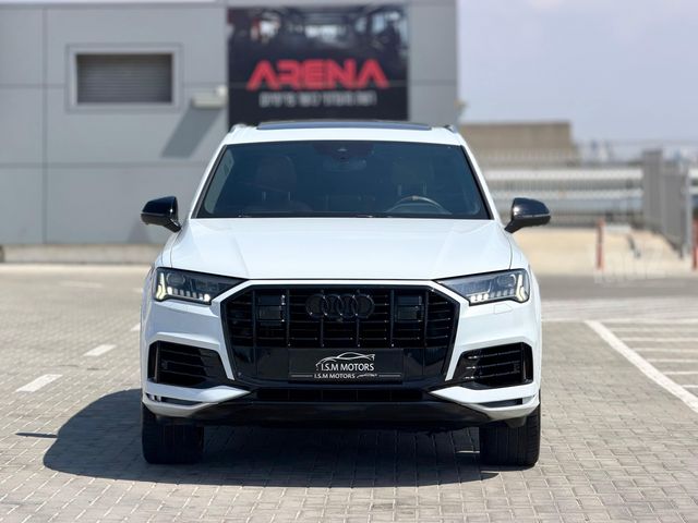 אאודי Q7
