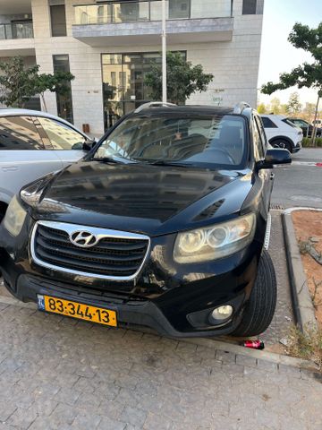 יונדאי סנטה פה