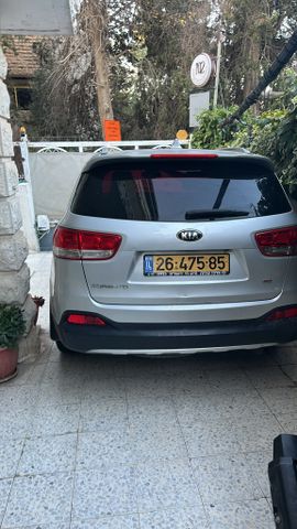 קיה סורנטו
