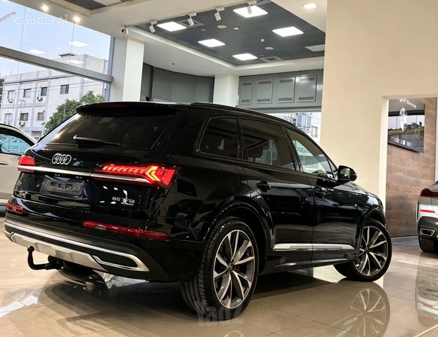 אאודי Q7
