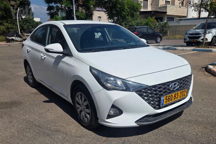 יונדאי אקסנט i25