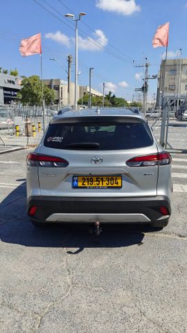 טויוטה קורולה קרוס