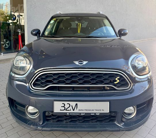 מיני קאנטרימן