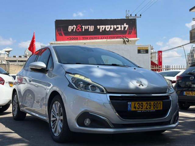 פיג'ו 208