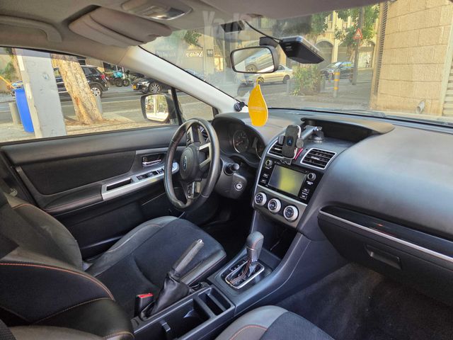 סובארו XV